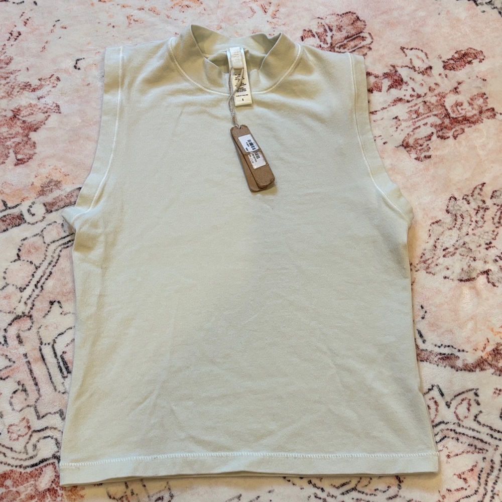 SKIMS Sleeveless Mock Neck Tank - Light Sage